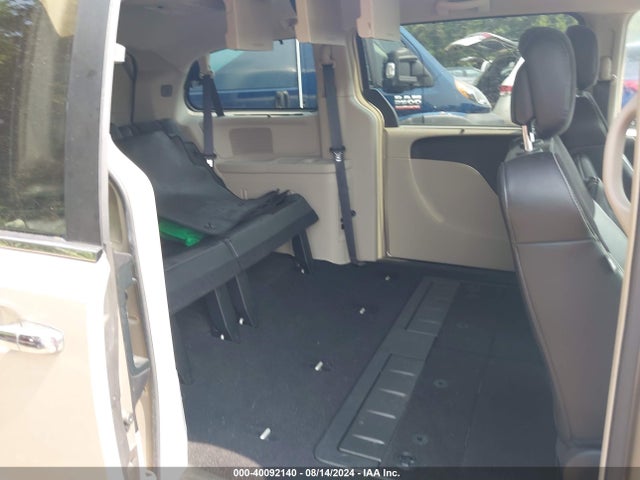 2C4RC1JG1GR133379 Chrysler Town & Country Limited