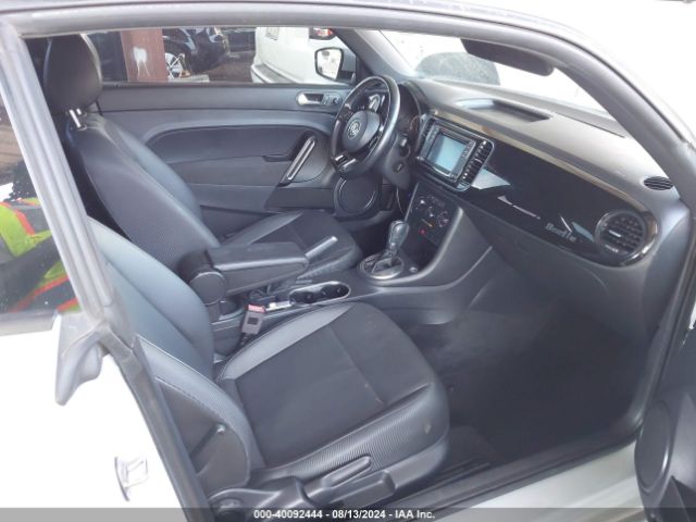 3VWFD7AT0JM726534 Volkswagen Beetle 2.0t Coast/2.0t S