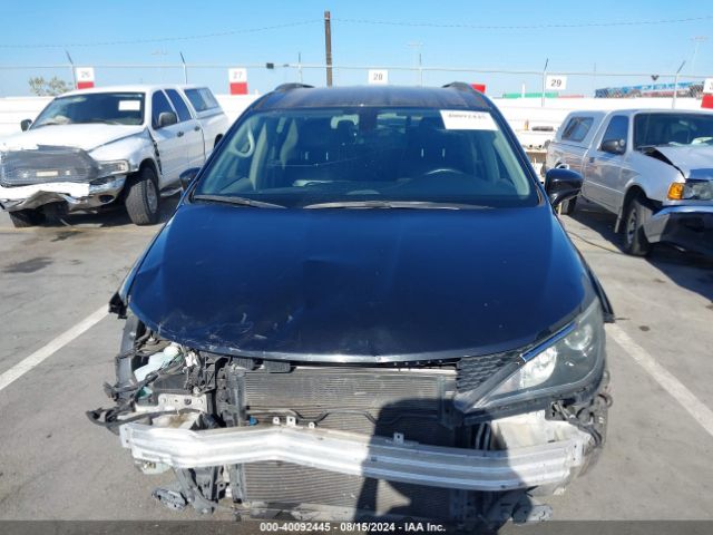 2C4RC1EG2HR850692 Chrysler Pacifica Touring-l Plus
