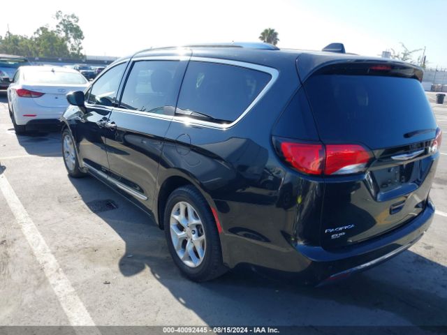 2C4RC1EG2HR850692 Chrysler Pacifica Touring-l Plus