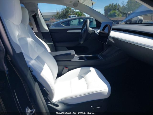 2024 TESLA MODEL Y 7SAYGDED2RF085894 Photo 4