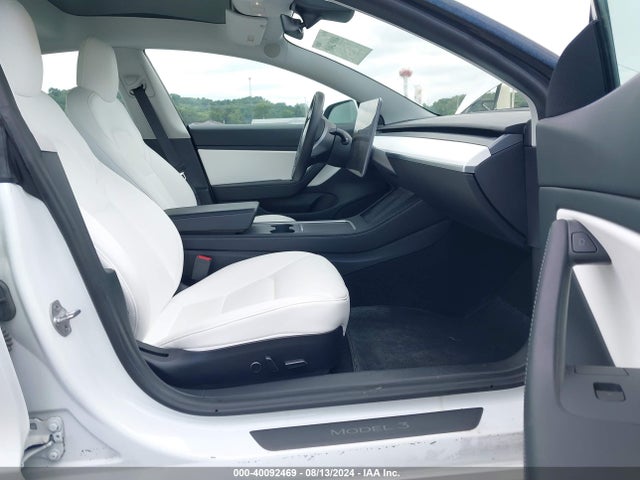 2021 TESLA MODEL 3 5YJ3E1EB4MF849439 Photo 4