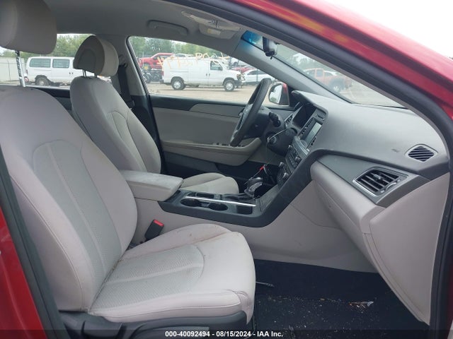 Hyundai SONATA SE 2016 5NPE24AF3GH352318 Image 5