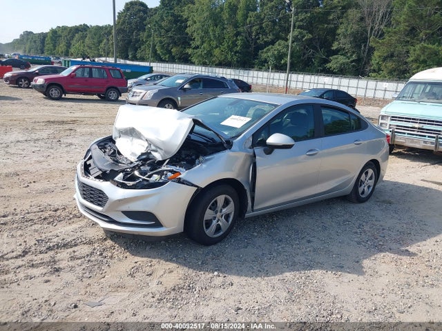 Chevrolet Cruze Ls Auto 2017 1G1BC5SM8H7258226 Image 2