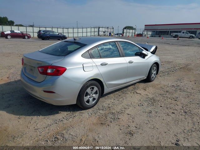Chevrolet Cruze Ls Auto 2017 1G1BC5SM8H7258226 Image 4