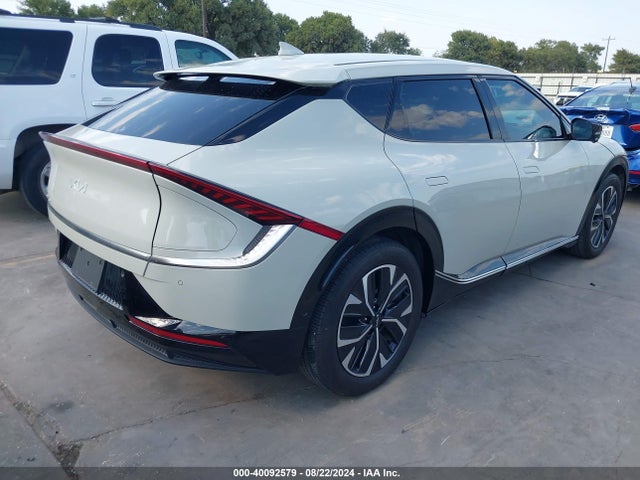 KIA Ev6 Wind 2023 KNDC34LA1P5099411 Image 4