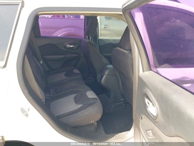 1C4PJLABXFW761802 Jeep Cherokee Sport