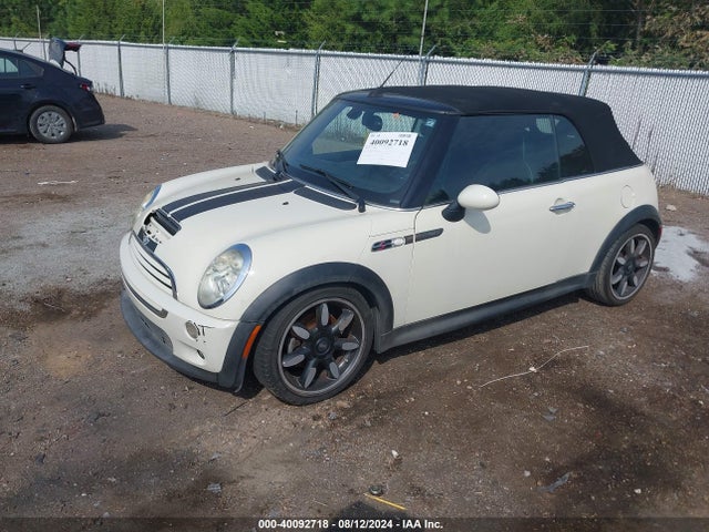2008 MINI COOPER S WMWRH33598TL97272 Photo 1