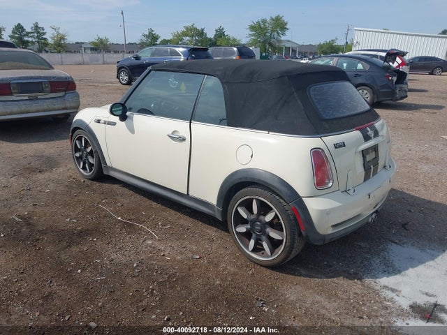 2008 MINI COOPER S WMWRH33598TL97272 Photo 2