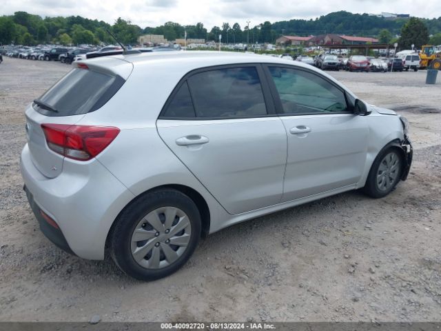 3KPA25AD9LE309538 KIA Rio 5-door S