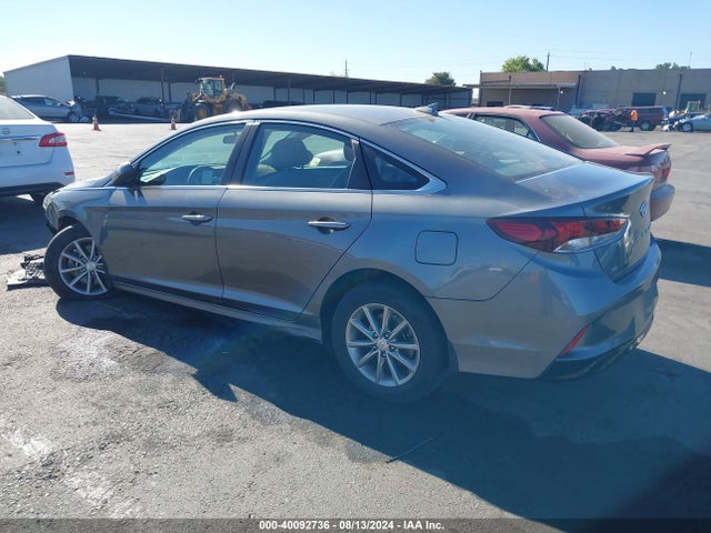 Hyundai SONATA SE 2019 5NPE24AF8KH806913 Image 3
