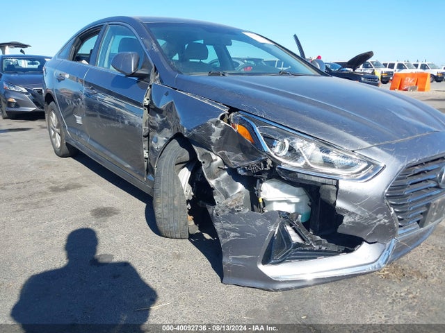 Hyundai SONATA SE 2019 5NPE24AF8KH806913 Image 6