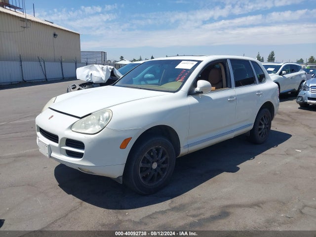 2005 PORSCHE CAYENNE WP1AA29P45LA23508 Photo 1