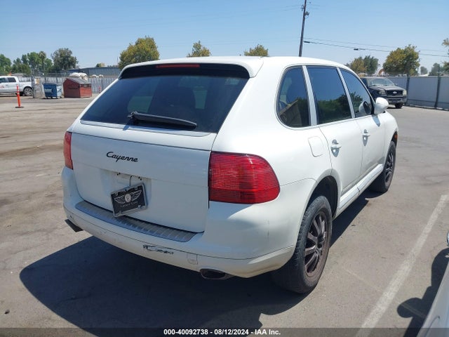 2005 PORSCHE CAYENNE WP1AA29P45LA23508 Photo 3
