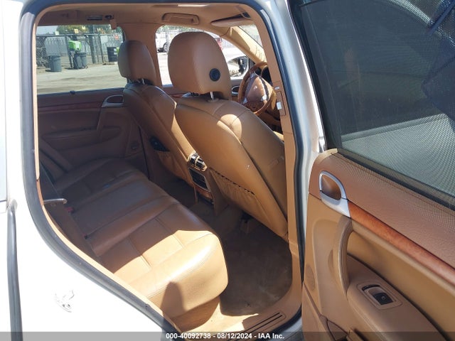 2005 PORSCHE CAYENNE WP1AA29P45LA23508 Photo 7