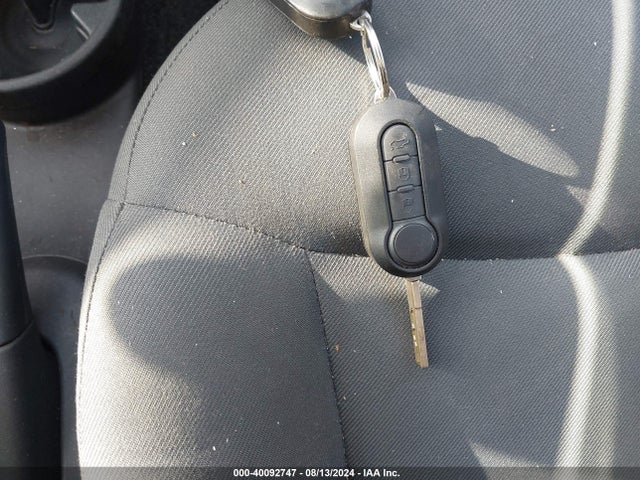 2013 FIAT 500 3C3CFFAR3DT546171 Photo 10