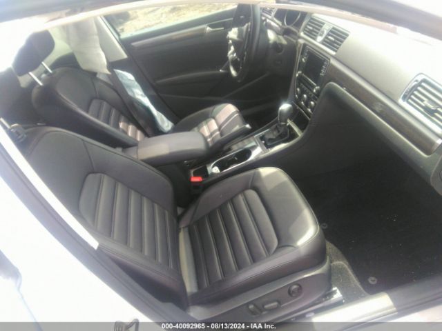 1VWCT7A35HC075631 Volkswagen Passat 1.8t Sel Premium