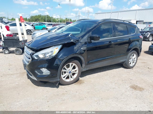 Ford ESCAPE SE 2018 1FMCU0GD1JUD28723 Image 2