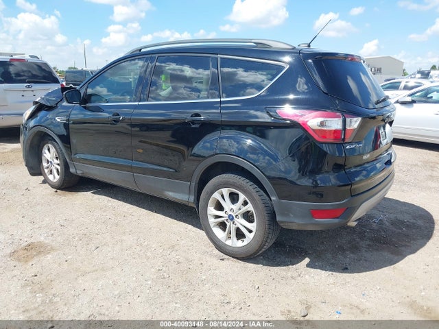 Ford ESCAPE SE 2018 1FMCU0GD1JUD28723 Image 3