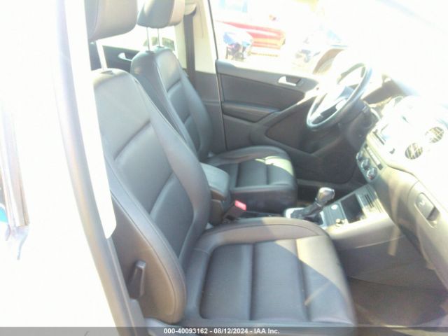 WVGBV7AX8GW511716 Volkswagen TIGUAN SE