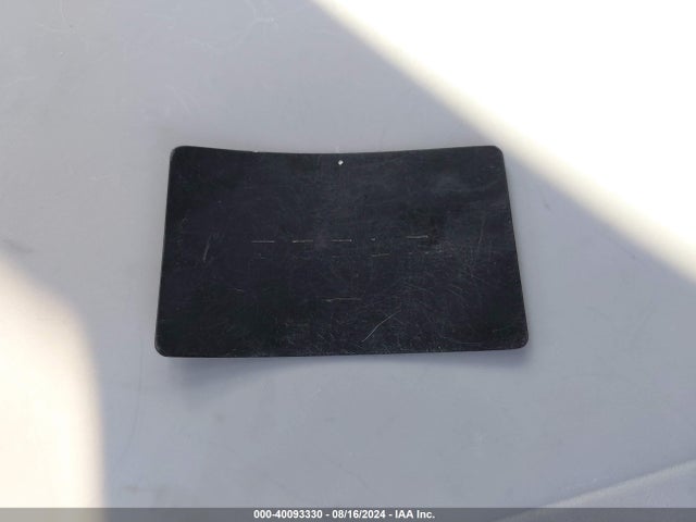 2023 TESLA MODEL Y 7SAYGDEE9PF639941 Photo 10