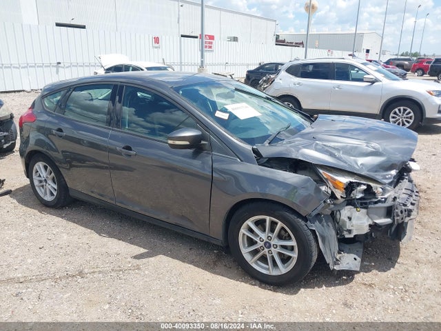 Ford FOCUS SE 2017 1FADP3K24HL295472 Image 14