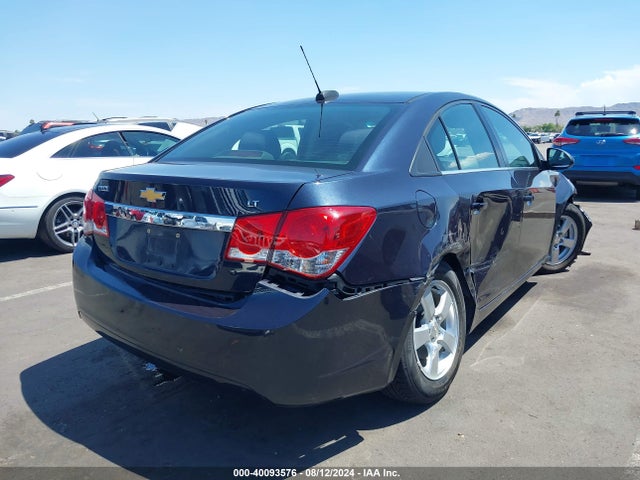 Chevrolet Cruze 1lt Auto 2015 1G1PC5SB6F7278976 Image 4