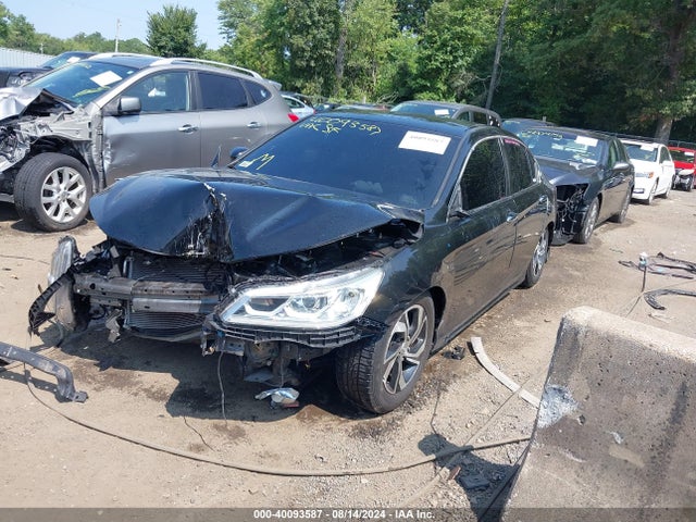 Honda ACCORD LX 2017 1HGCR2F37HA167642 Image 2