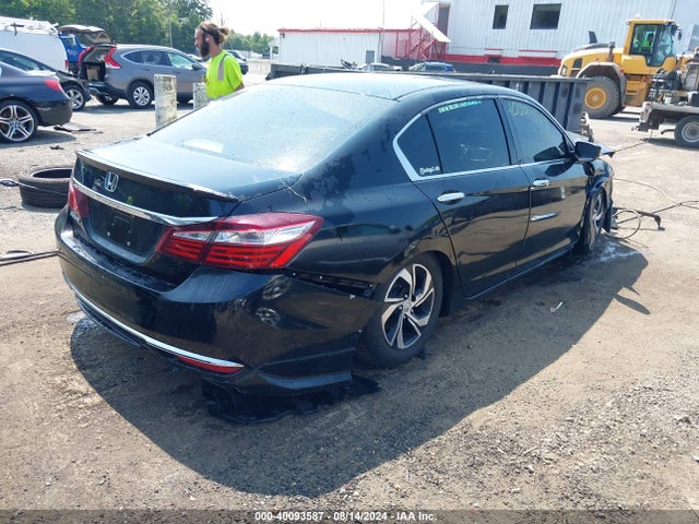 Honda ACCORD LX 2017 1HGCR2F37HA167642 Image 4