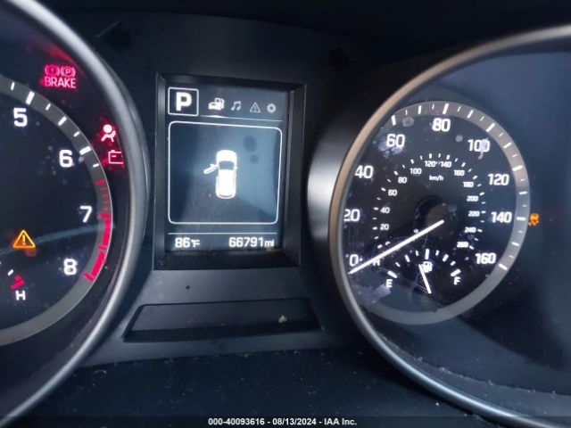 KM8SM4HF3HU235005 Hyundai Santa Fe Se