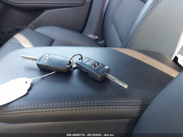 Chevrolet IMPALA 1LT 2017 2G1105S36H9128522 Image 11