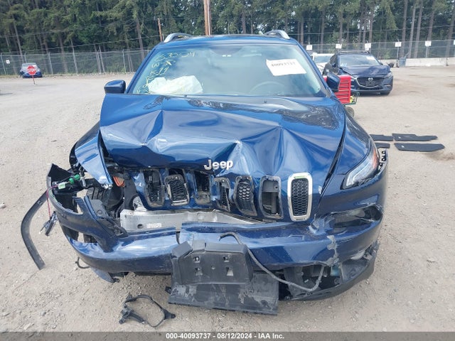 1C4PJLCB6JD563087 Jeep Cherokee Latitude Fwd