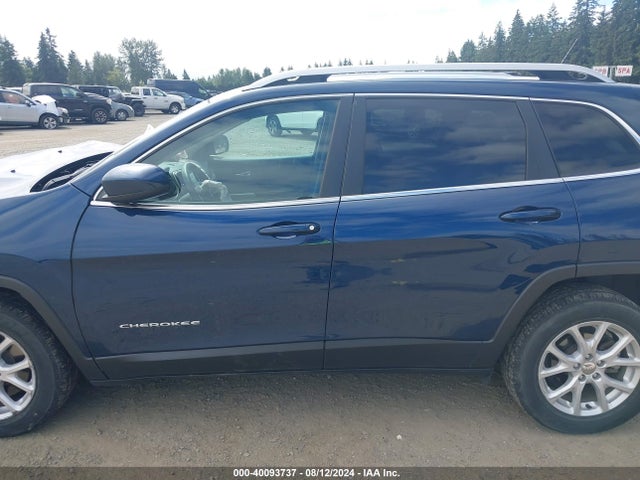 1C4PJLCB6JD563087 Jeep Cherokee Latitude Fwd