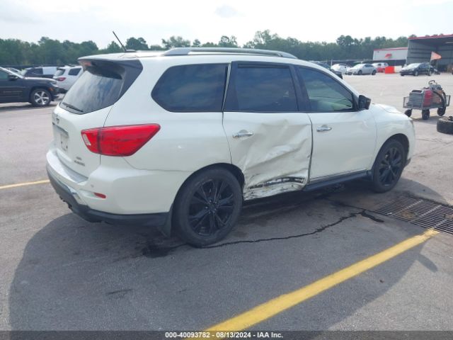 5N1DR2MM2HC671143 Nissan Pathfinder Platinum