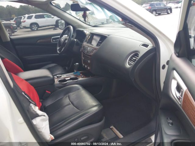 5N1DR2MM2HC671143 Nissan Pathfinder Platinum