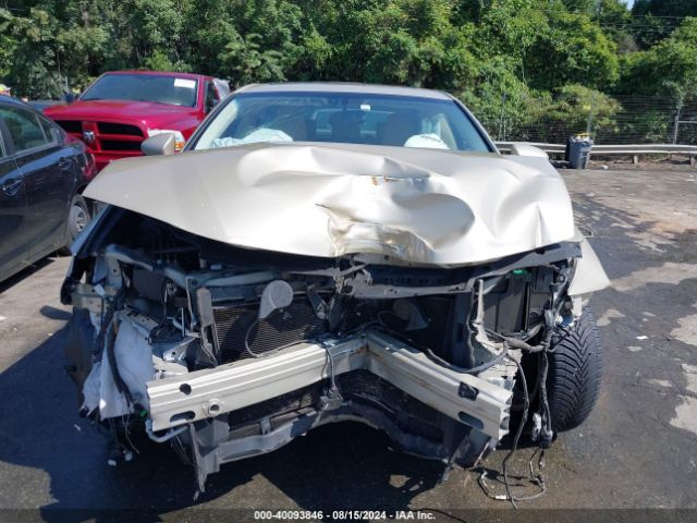 JTHBK1GG5F2157594 Lexus ES 350