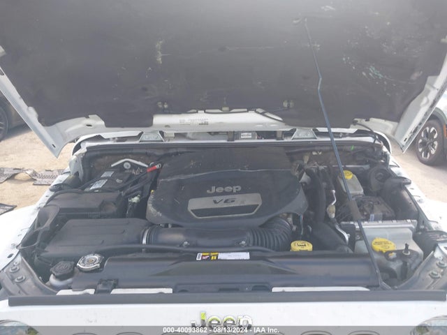 1C4BJWEG2GL172750 Jeep Wrangler Unlimited Sahara
