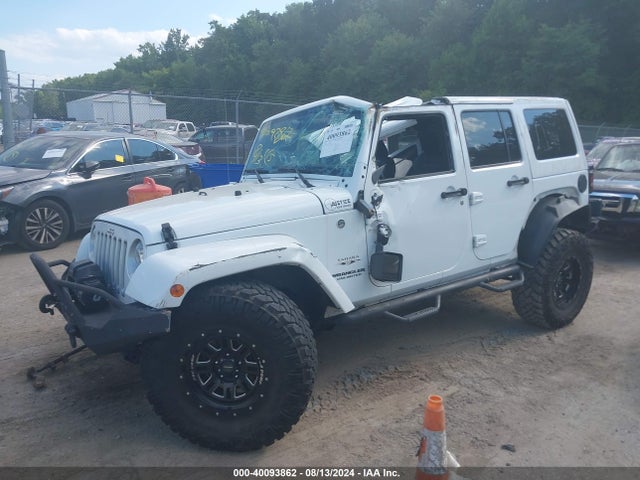 1C4BJWEG2GL172750 Jeep Wrangler Unlimited Sahara