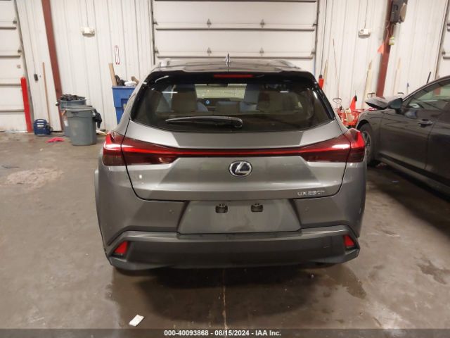 JTHP9JBH4L2031627 Lexus UX 250H