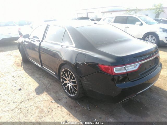 1LN6L9NC8H5611915 Lincoln Continental Reserve
