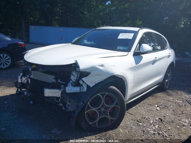 ZASFAKNN7J7B73621 Alfa Romeo Stelvio Ti Sport Awd