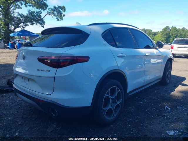 ZASFAKNN7J7B73621 Alfa Romeo Stelvio Ti Sport Awd