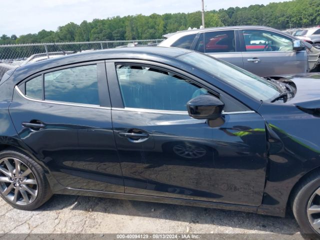 3MZBN1L35JM263568 Mazda Mazda3 Touring