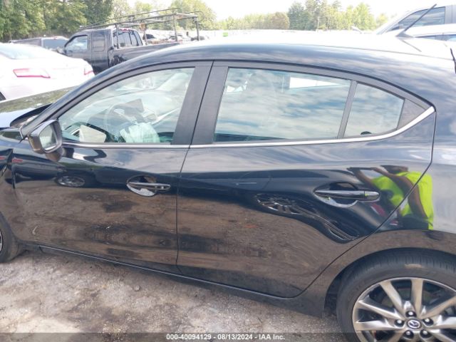 3MZBN1L35JM263568 Mazda Mazda3 Touring