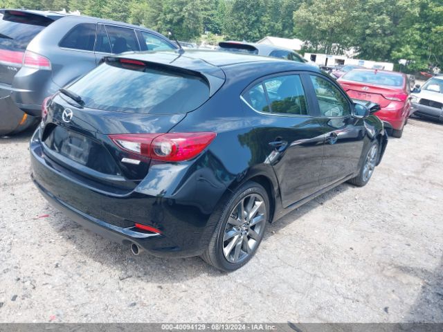 3MZBN1L35JM263568 Mazda Mazda3 Touring