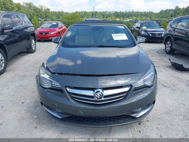 W04WH3N5XJG016671 Buick Cascada Premium