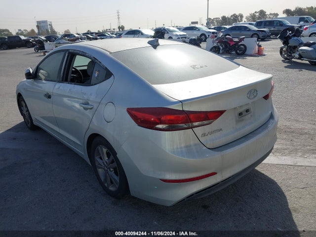 Hyundai ELANTRA SE 2017 5NPD84LF6HH096927 Image 3