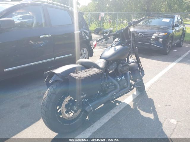 2019 HARLEY-DAVIDSON FXFBS 1HD1YLK29KB072107 Photo 3