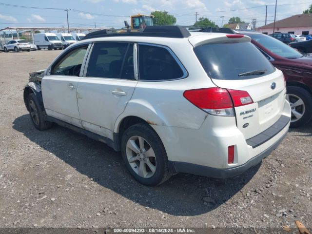 4S4BRBDC8E3242857 Subaru Outback 2.5i Premium