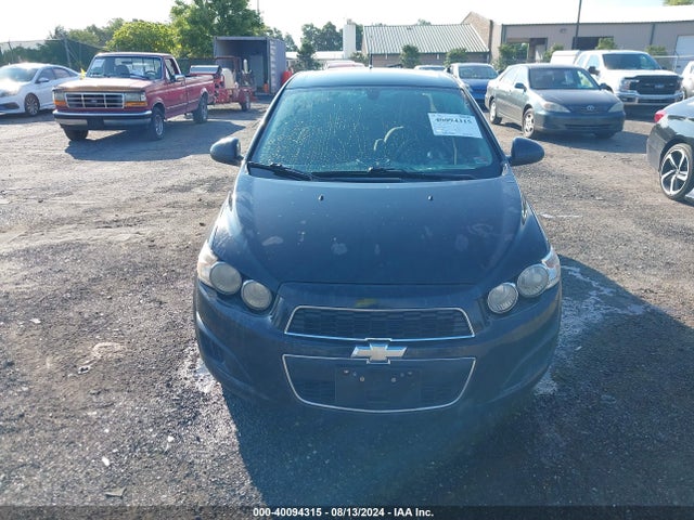 40094315 :رقم المزاد ، 1G1JC5SH2E4213715 vin ، 2014 Chevrolet Sonic Lt Auto مزاد بيع